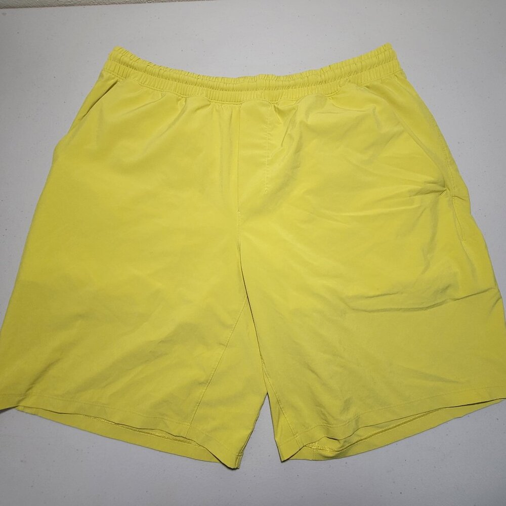 Lululemon Pace Breaker Lined Shorts XL Yellow Men's
